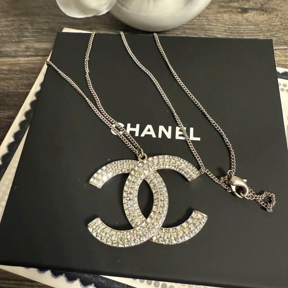 CHANEL Large Silver Crystal CC Logo Pendant Necklace - Picture 1 of 10